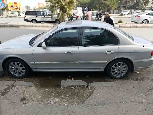 سوناتا للبيع