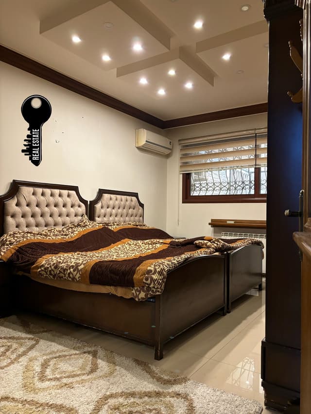 للبيع شقة أرضية مع تراس و حديقة و سويت مستقل في ضاحية قدسيا جانب بوظة امية